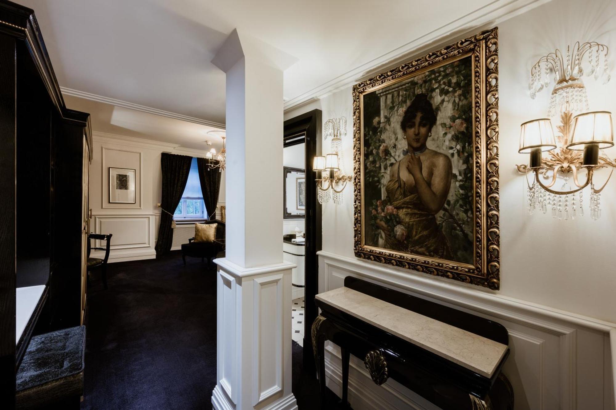 Schlosshotel ベルリン エクステリア 写真 Interior of the hotel